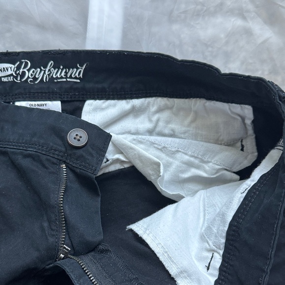 Old Navy Women’s  Black Khakis - Boyfriend Fit - Picture 3 of 7